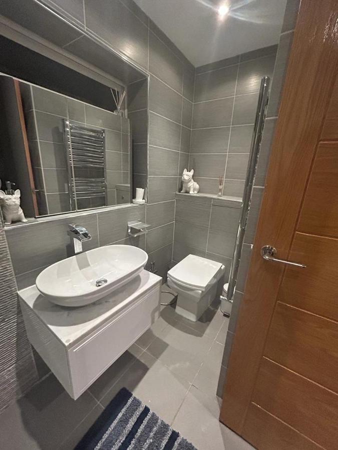 Ruislip Guest House Buitenkant foto